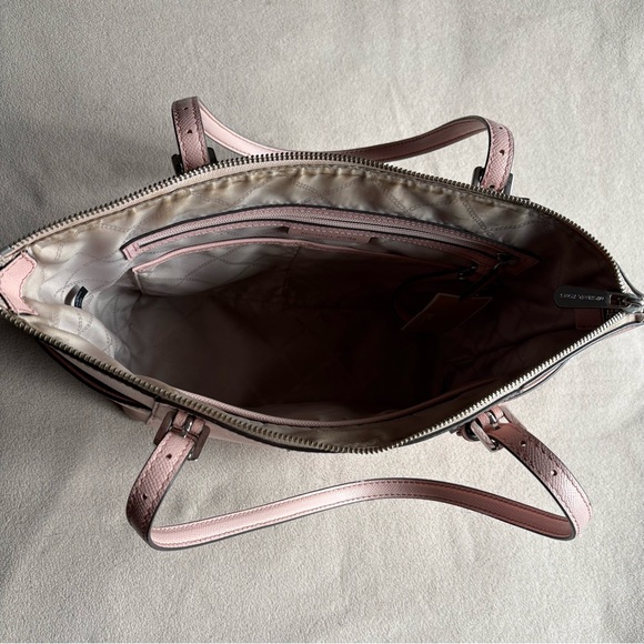 Michael Kors Tote Purse - Picture 5 of 7